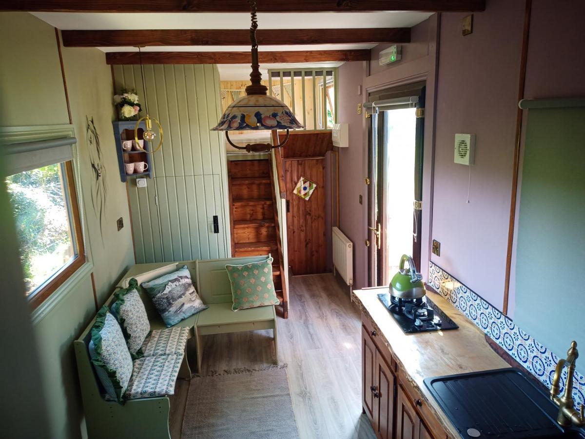 Glasson Glamping Farm แอธลอน ภายนอก รูปภาพ